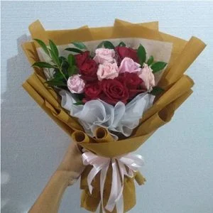 Hand Buket Bunga Bintang Florist Mojokerto