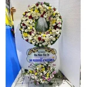 Bunga Standing Krans Bintang Florist Mojokerto