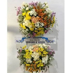 Bunga Standing Krans Bintang Florist Mojokerto